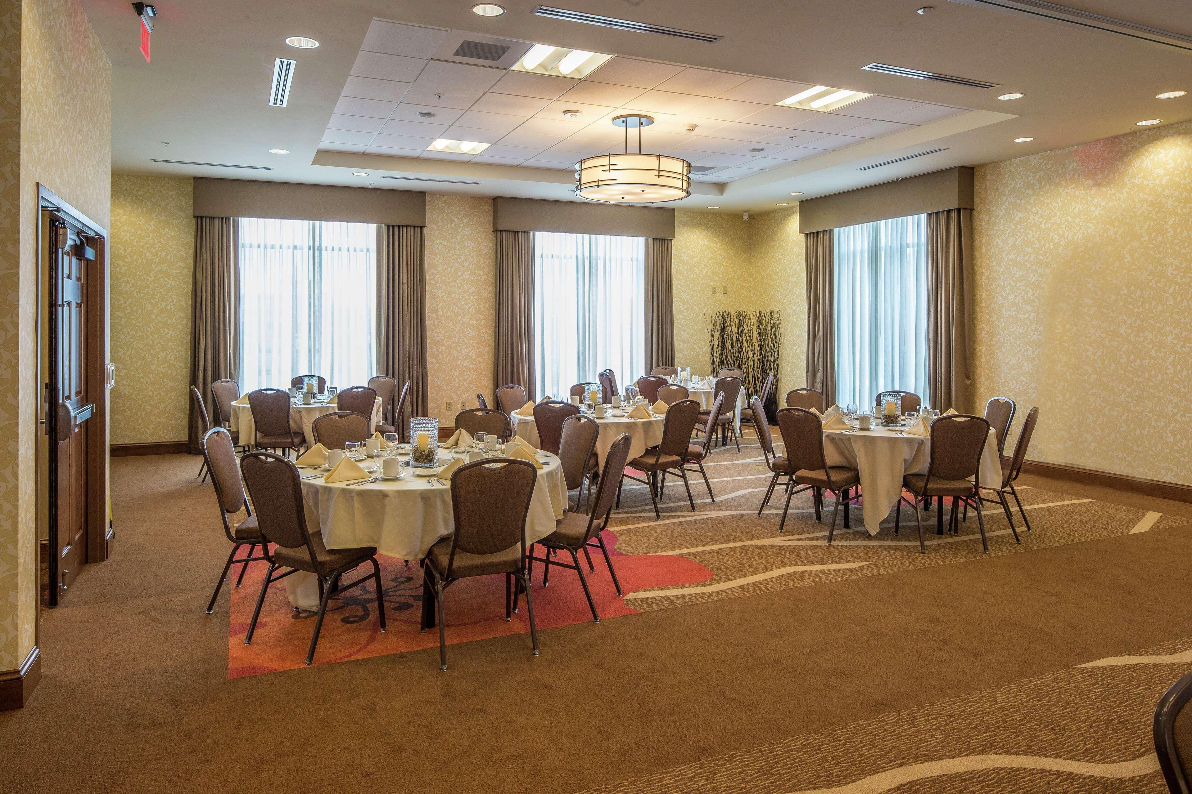 Hilton Garden Inn Uniontown Εξωτερικό φωτογραφία