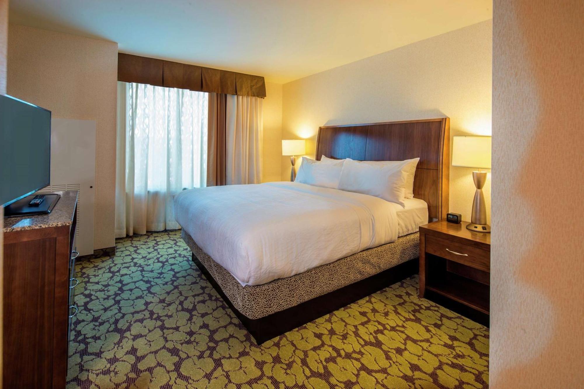 Hilton Garden Inn Uniontown Εξωτερικό φωτογραφία