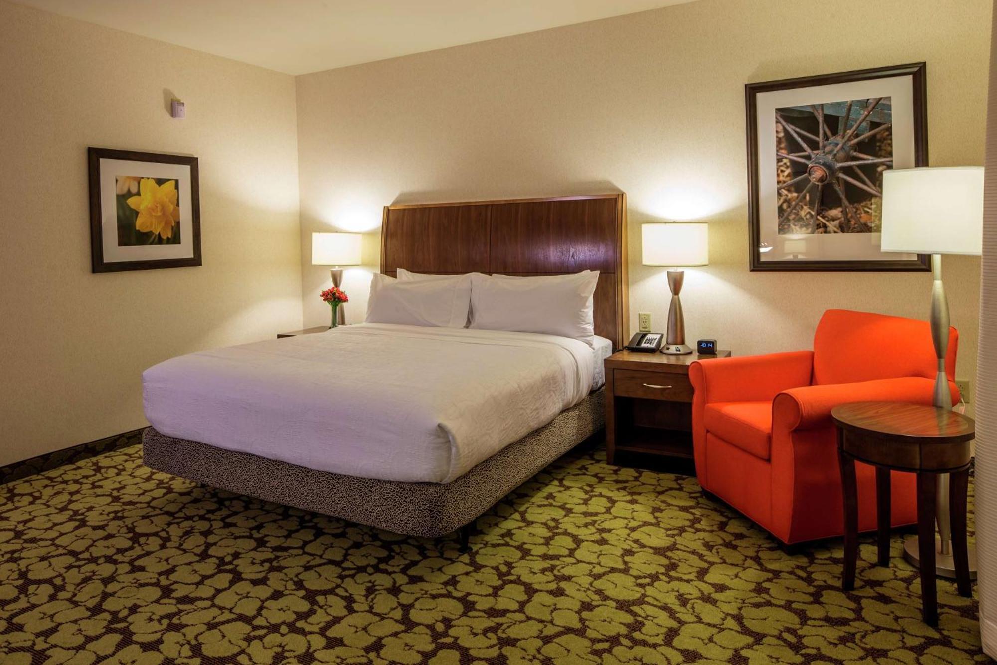 Hilton Garden Inn Uniontown Εξωτερικό φωτογραφία