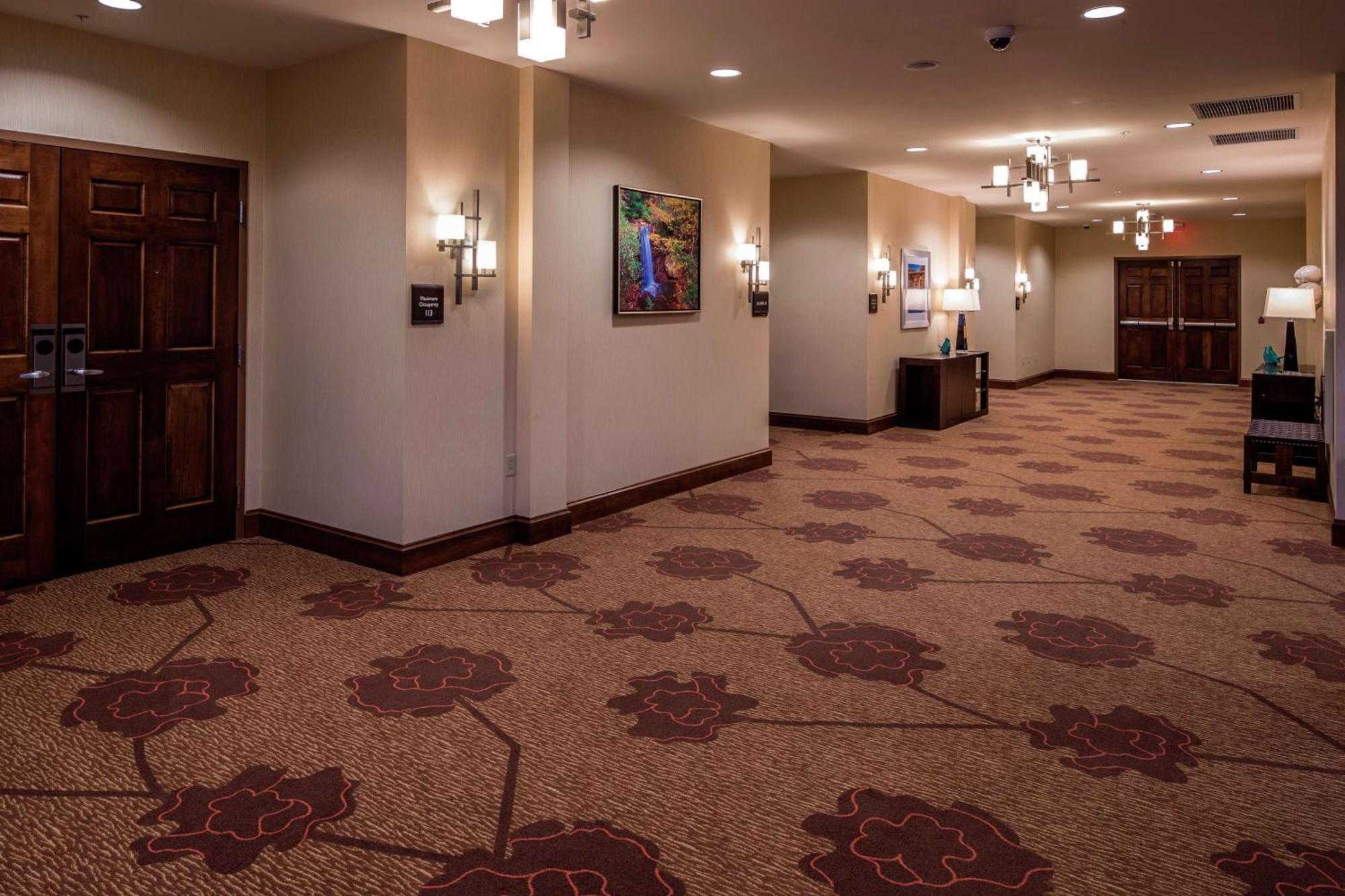 Hilton Garden Inn Uniontown Εξωτερικό φωτογραφία